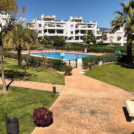 Selwo Hills Lovely Holiday Appartement Estepona