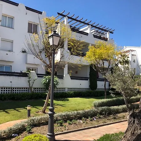 Selwo Hills Lovely Holiday Appartement Estepona